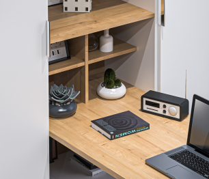 Гостиная с рабочим столом Мальта